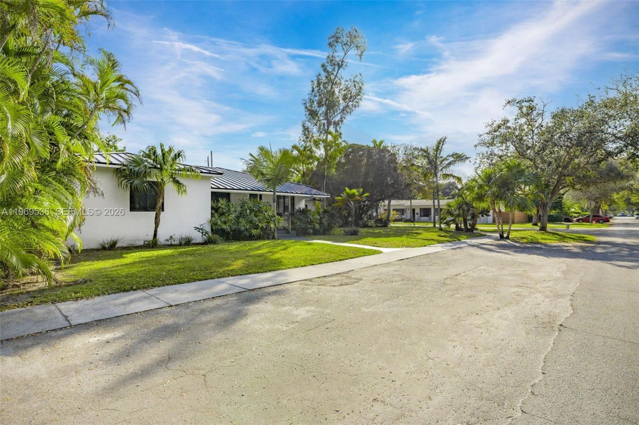 312 NE 90th St , El Portal, FL 33138 Photo