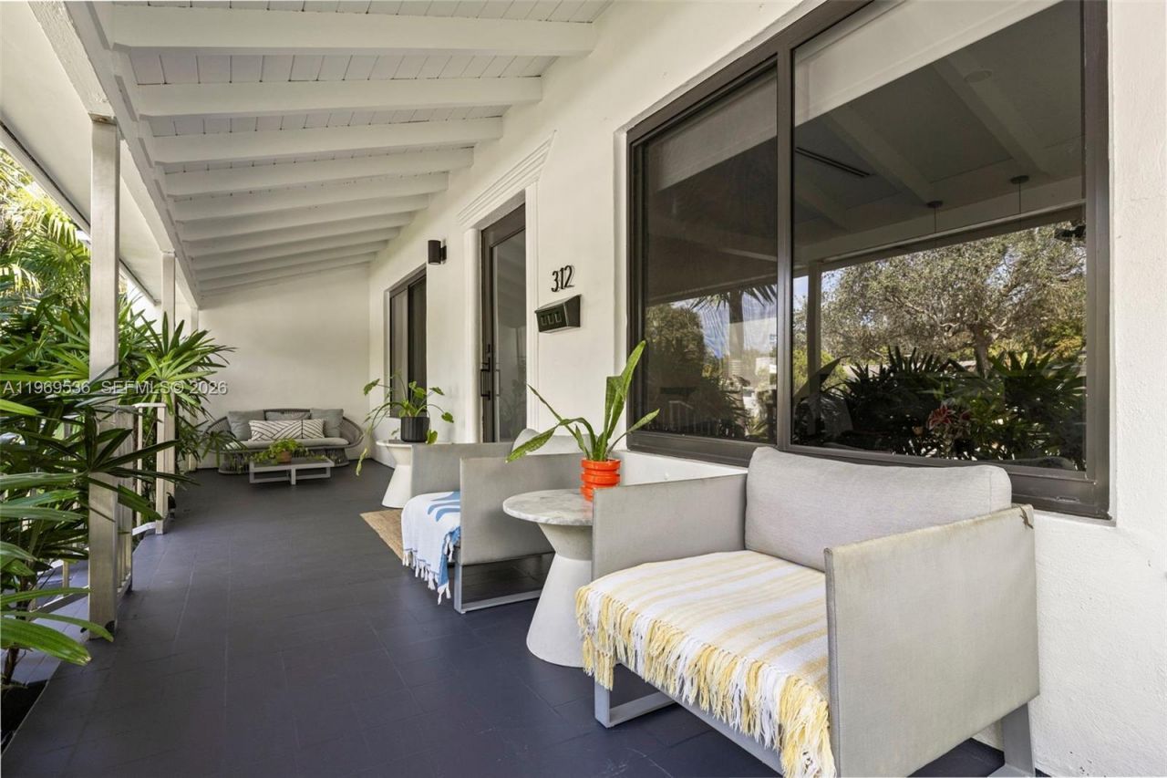 312 NE 90th St , El Portal, FL 33138 Photo