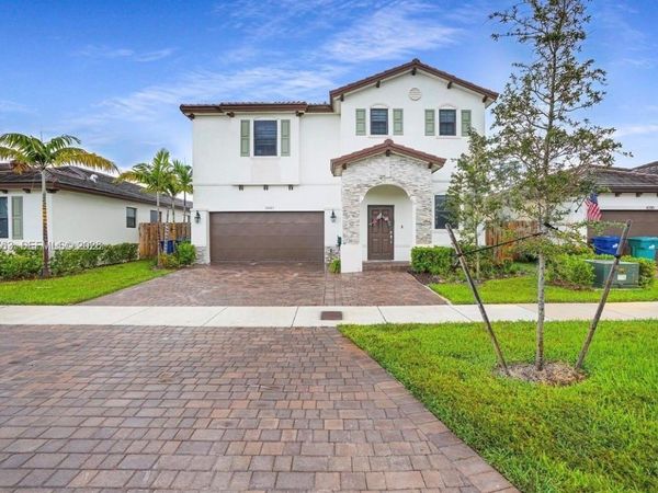 10321 SW 232nd St , Cutler Bay, FL 33190