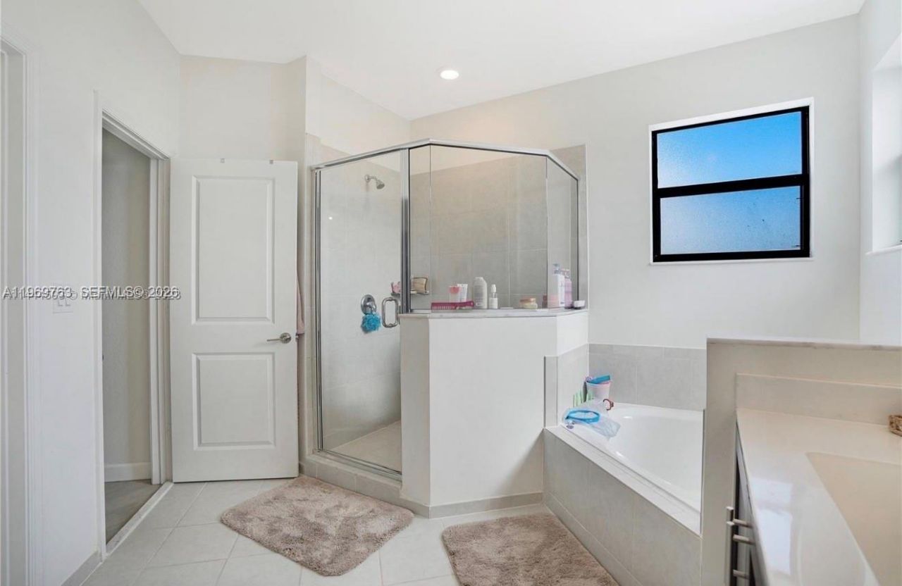 10321 SW 232nd St , Cutler Bay, FL 33190 Photo