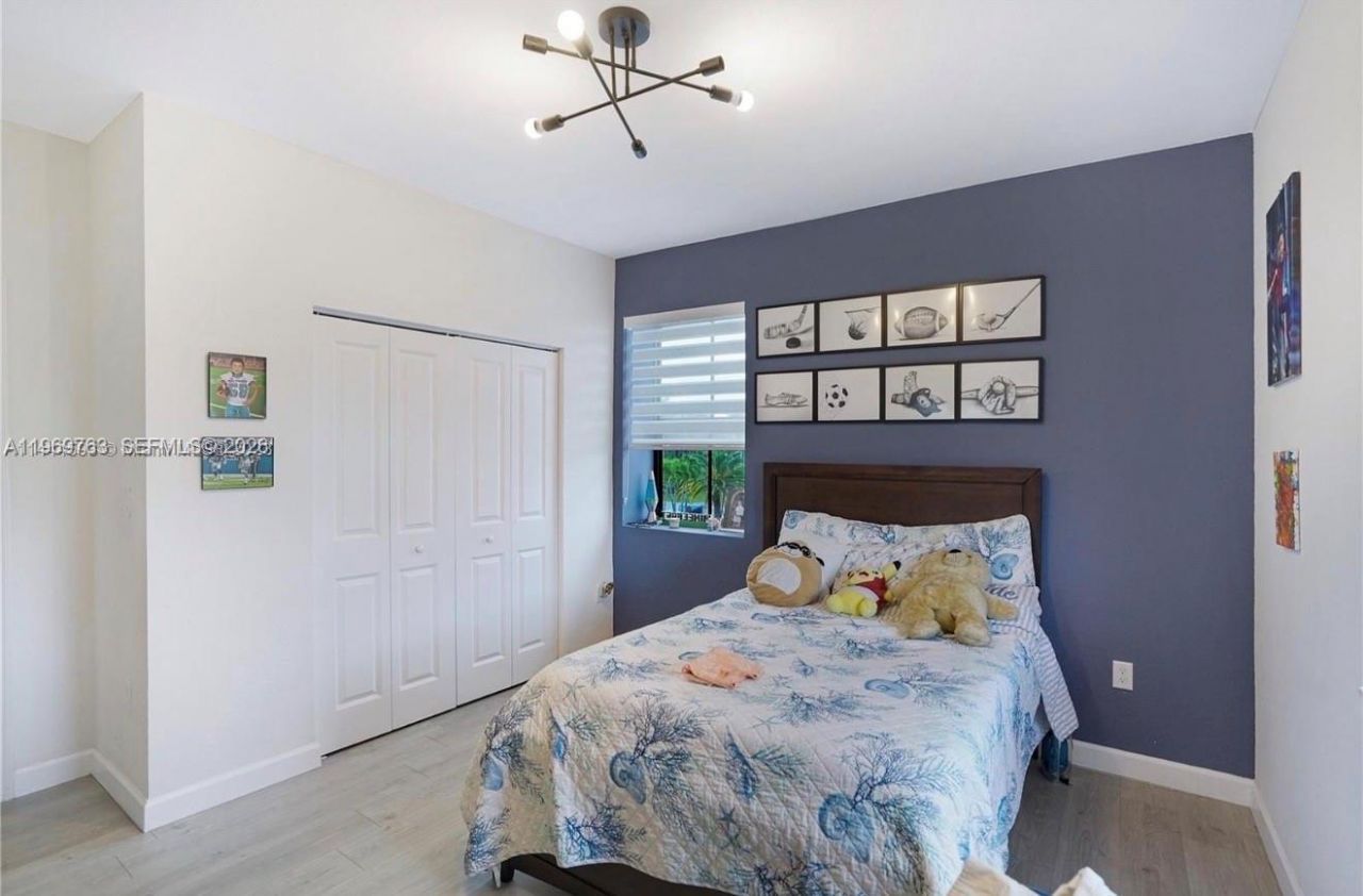 10321 SW 232nd St , Cutler Bay, FL 33190 Photo