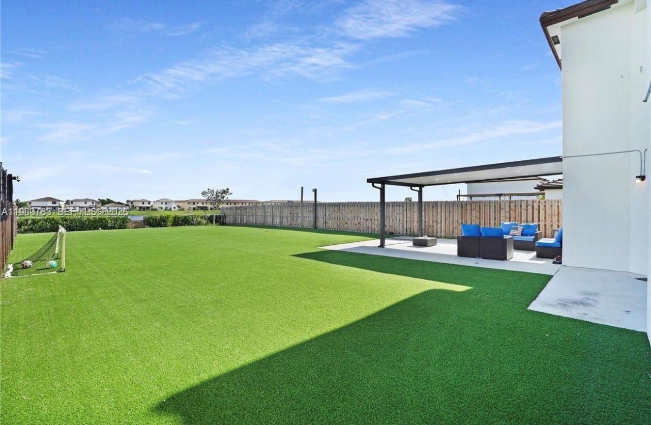 10321 SW 232nd St , Cutler Bay, FL 33190 Photo