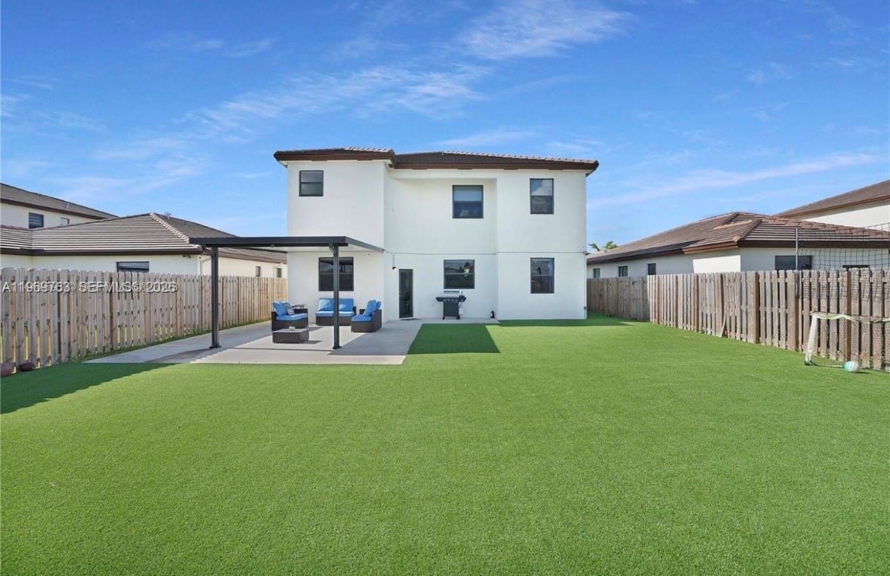 10321 SW 232nd St , Cutler Bay, FL 33190 Photo