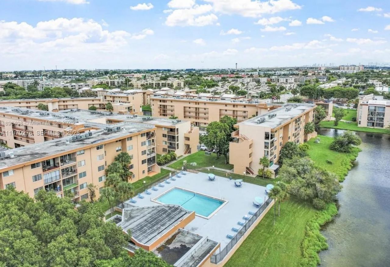 Please Call For Address, Unit 204, Miami, FL 33172 Photo