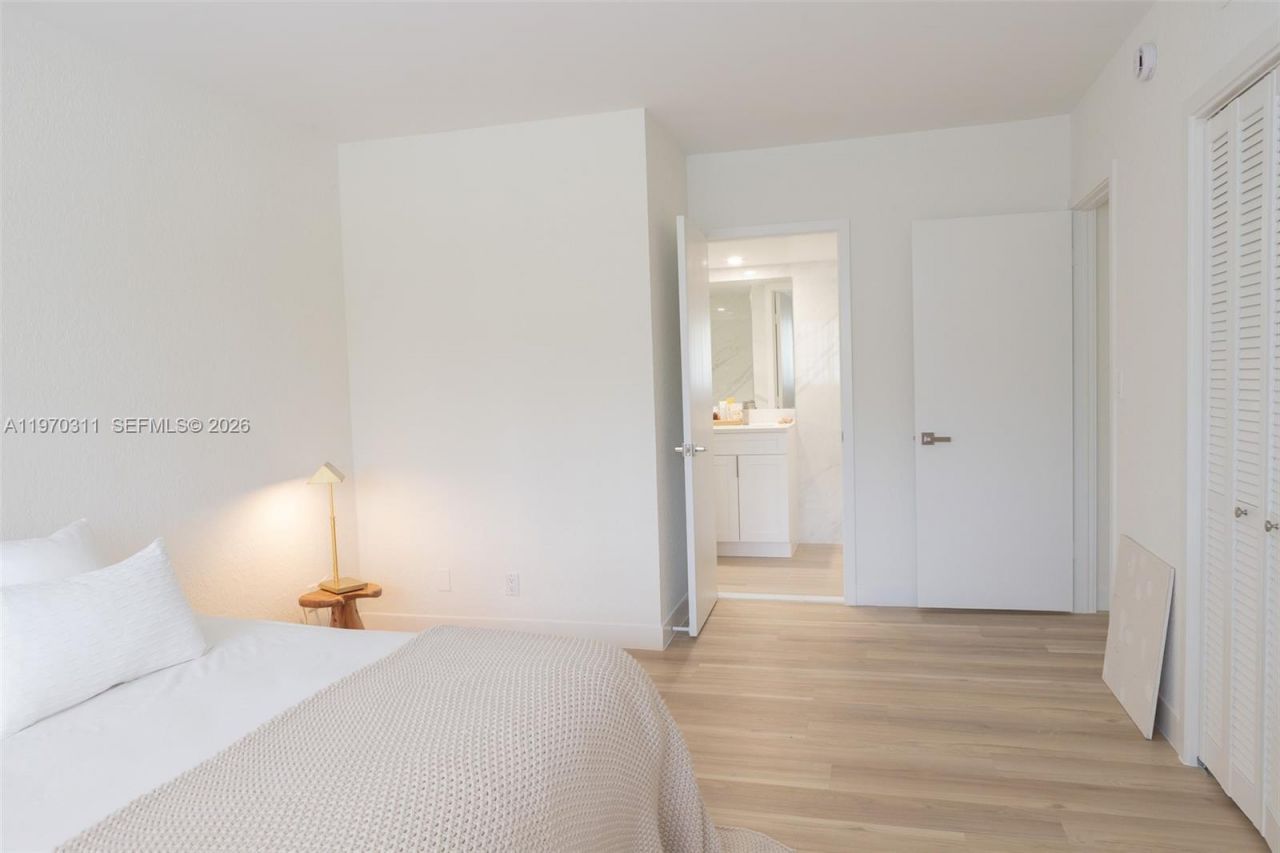 3250 N Palm Aire Dr, Unit 202, Pompano Beach, FL 33069 Photo