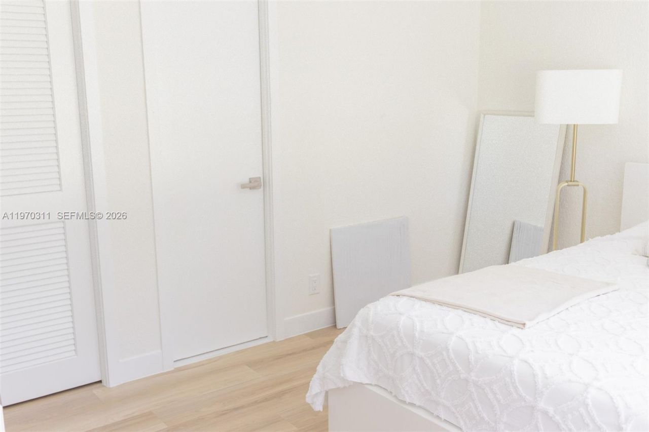 3250 N Palm Aire Dr, Unit 202, Pompano Beach, FL 33069 Photo