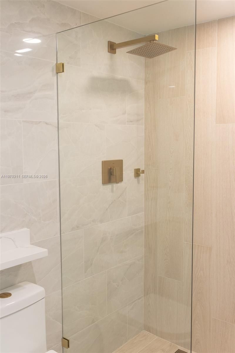 3250 N Palm Aire Dr, Unit 202, Pompano Beach, FL 33069 Photo