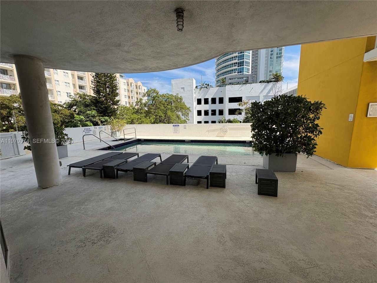 444 NE 30th St, Unit 906, Miami, FL 33137 Photo