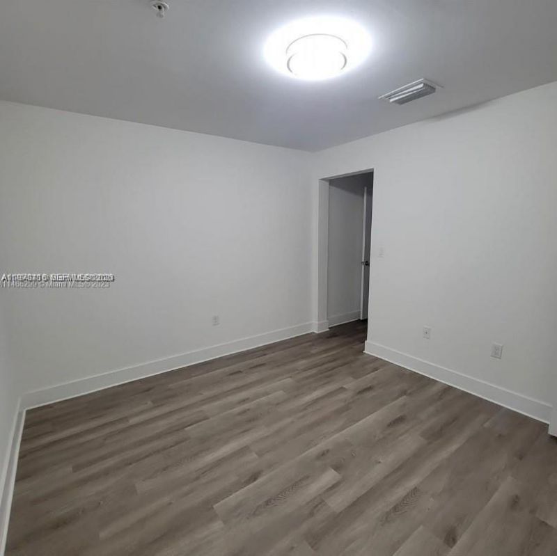 2651 NE 212th Ter, Unit 105, Miami, FL 33180 Photo