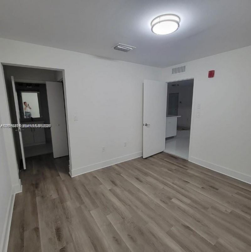 2651 NE 212th Ter, Unit 105, Miami, FL 33180 Photo