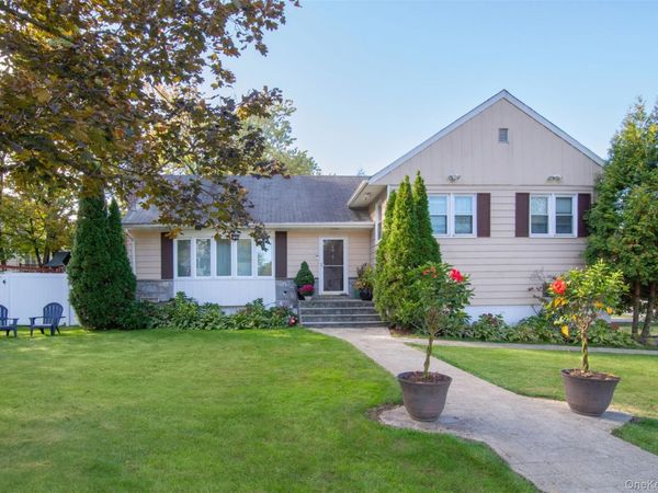 99 Amherst Drive, New Rochelle, NY 10804