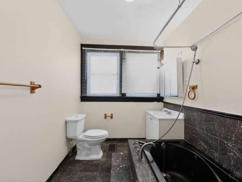 1641 Frederick Avenue, Cincinnati, OH 45223 Photo 21