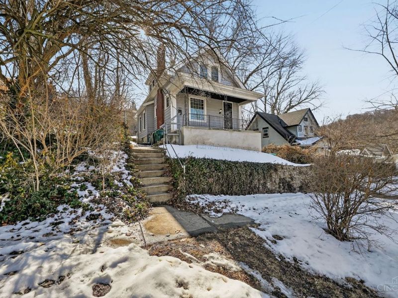 1641 Frederick Avenue, Cincinnati, OH 45223 Photo 3