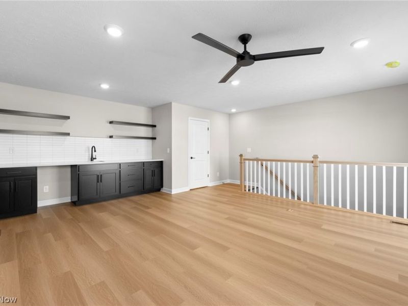 453 Harbor Lane, Lorain, OH 44052 Photo 20