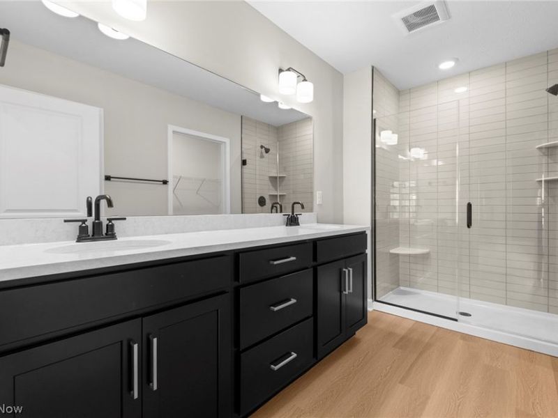 453 Harbor Lane, Lorain, OH 44052 Photo 32