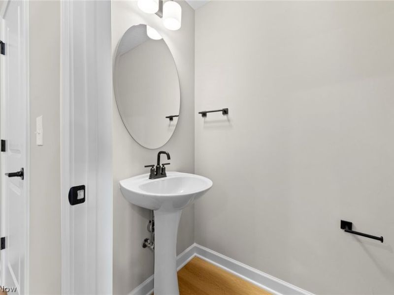 453 Harbor Lane, Lorain, OH 44052 Photo 36