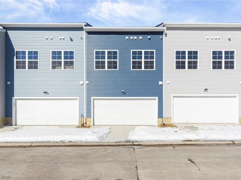 453 Harbor Lane, Lorain, OH 44052 Photo 41