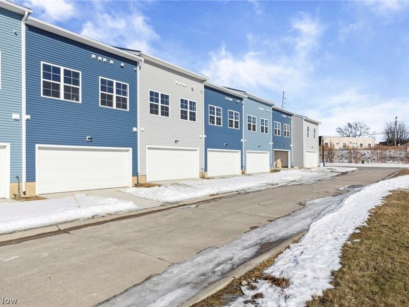 453 Harbor Lane, Lorain, OH 44052 Photo 45