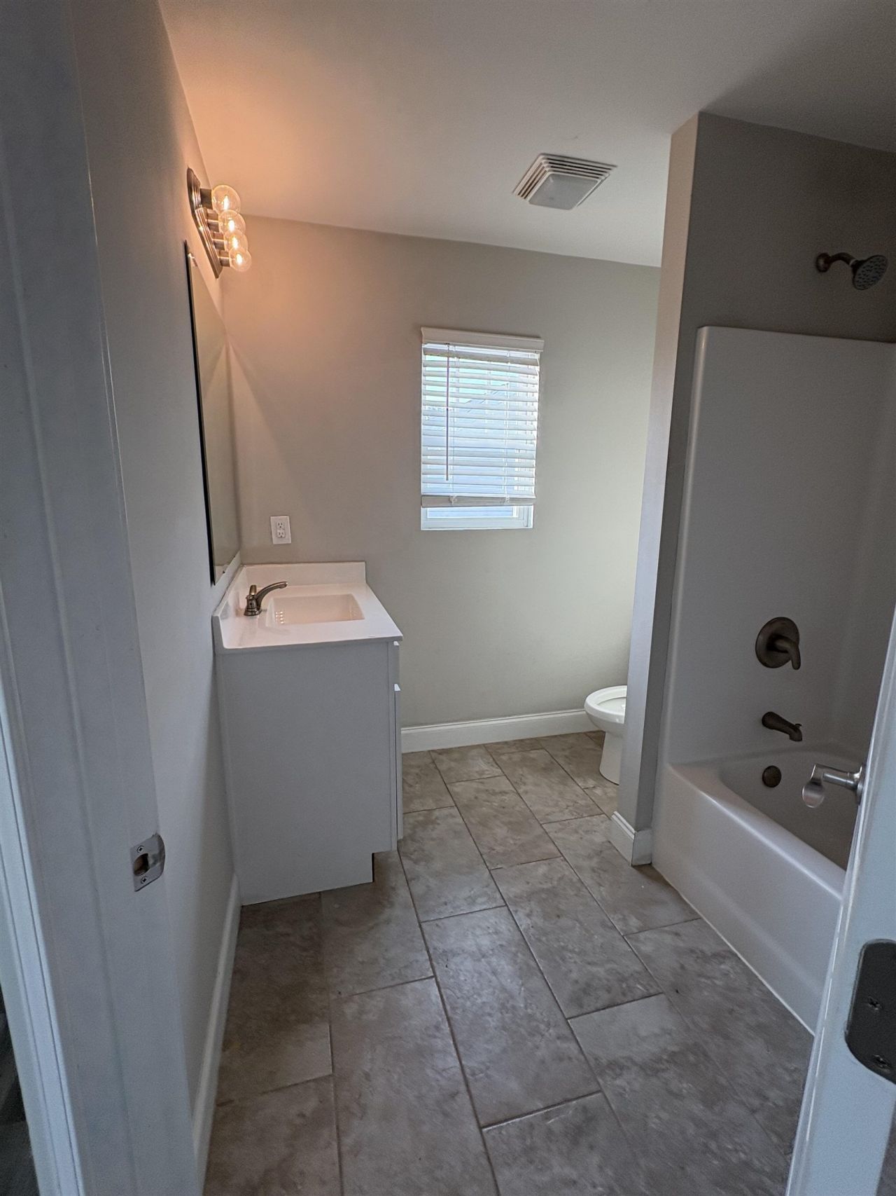 104 Ringding Dr.  Photo 13