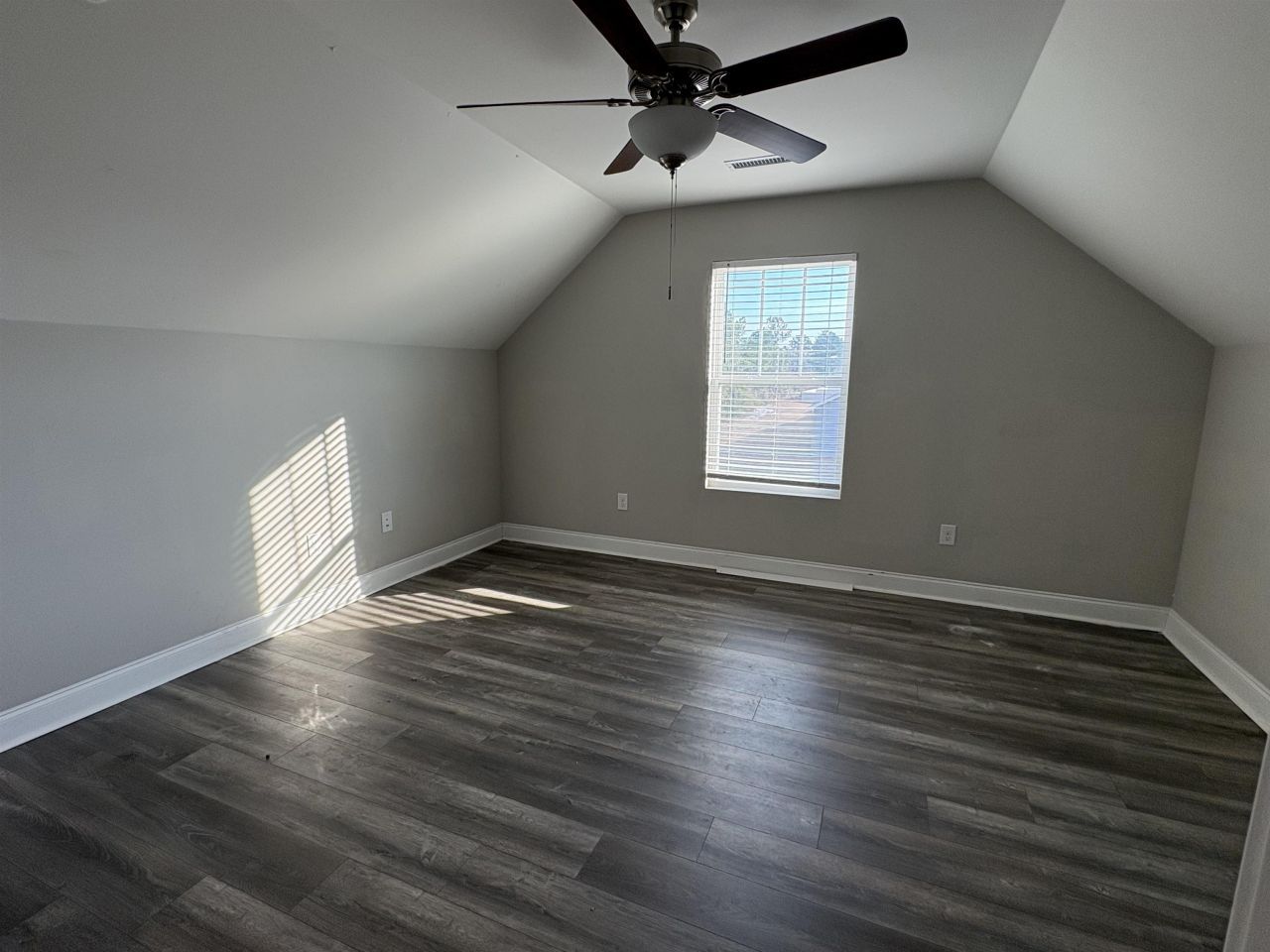 104 Ringding Dr.  Photo 14