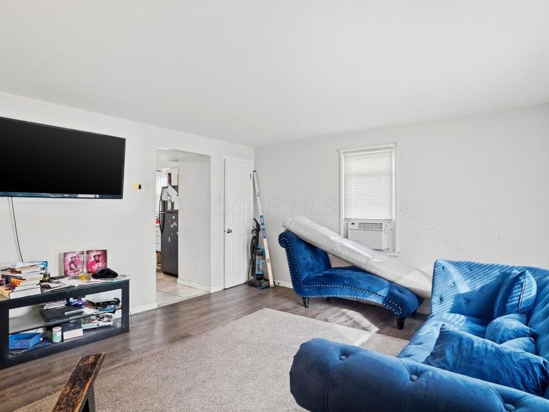 2192 Genessee Avenue, Columbus, OH 43211 Photo 10