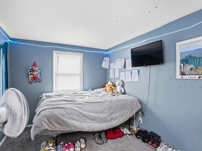 2192 Genessee Avenue, Columbus, OH 43211 Photo 15