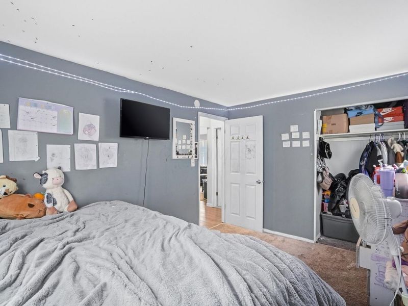 2192 Genessee Avenue, Columbus, OH 43211 Photo 16