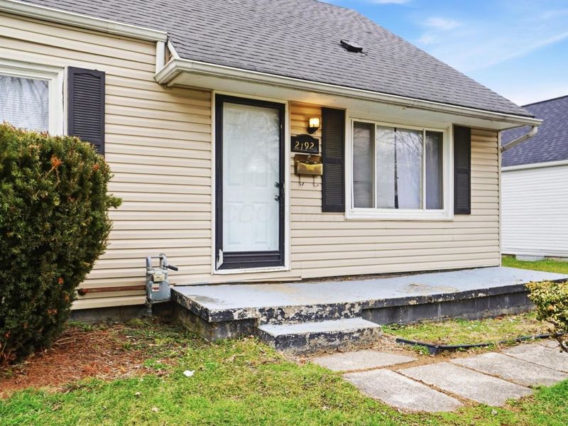2192 Genessee Avenue, Columbus, OH 43211 Photo 4
