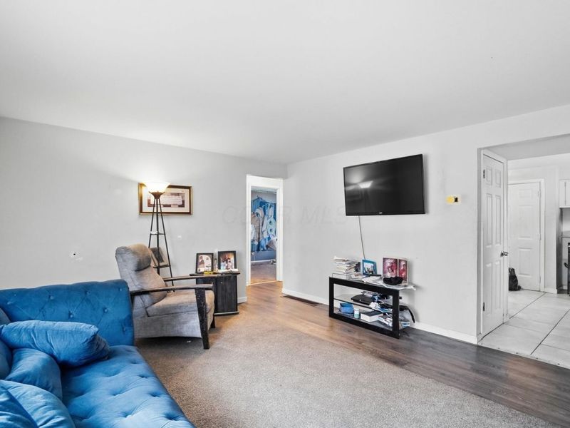 2192 Genessee Avenue, Columbus, OH 43211 Photo 9