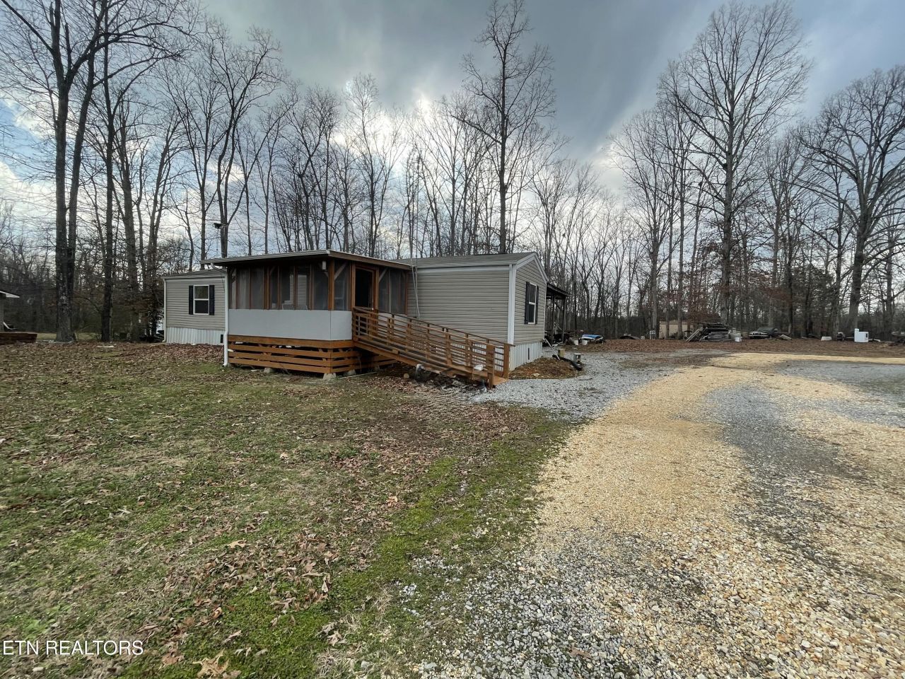 245 Short Bark Rd, Madisonville, TN 37354 Main Photo