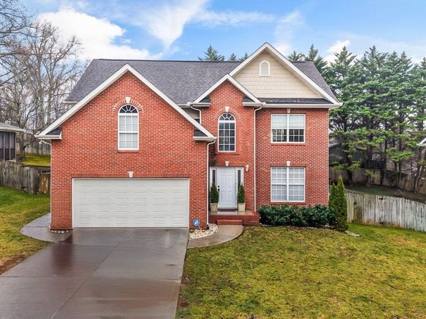 1319 Pershing Hill Lane, Knoxville, TN 37919