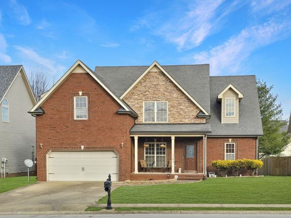 1196 Chinook Cir, Clarksville, TN 37042