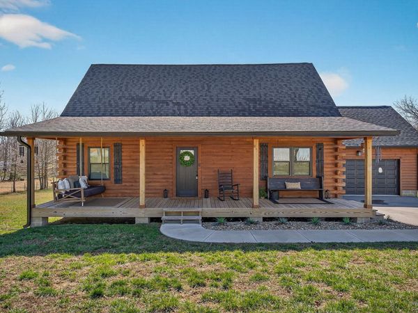 108 Crestview Ln, Livingston, TN 38570