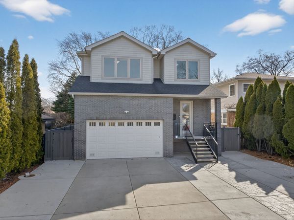 6339 N Leona Avenue, Chicago, IL 60646