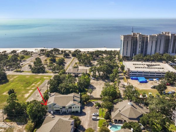 2252 Beach Drive, Gulfport, MS 39507