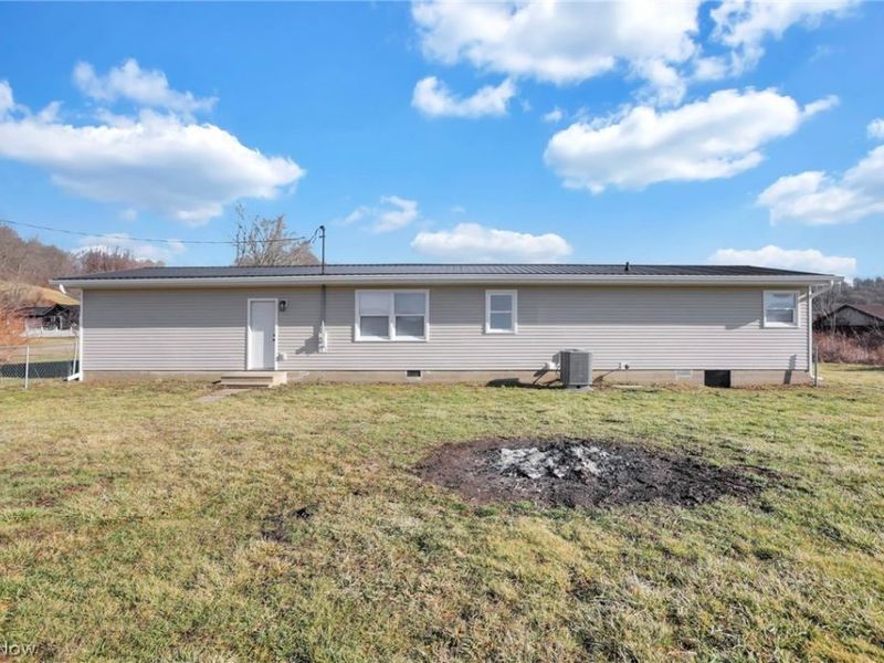 20595 Happy Hollow Road, Laurelville, OH 43135 Photo 21