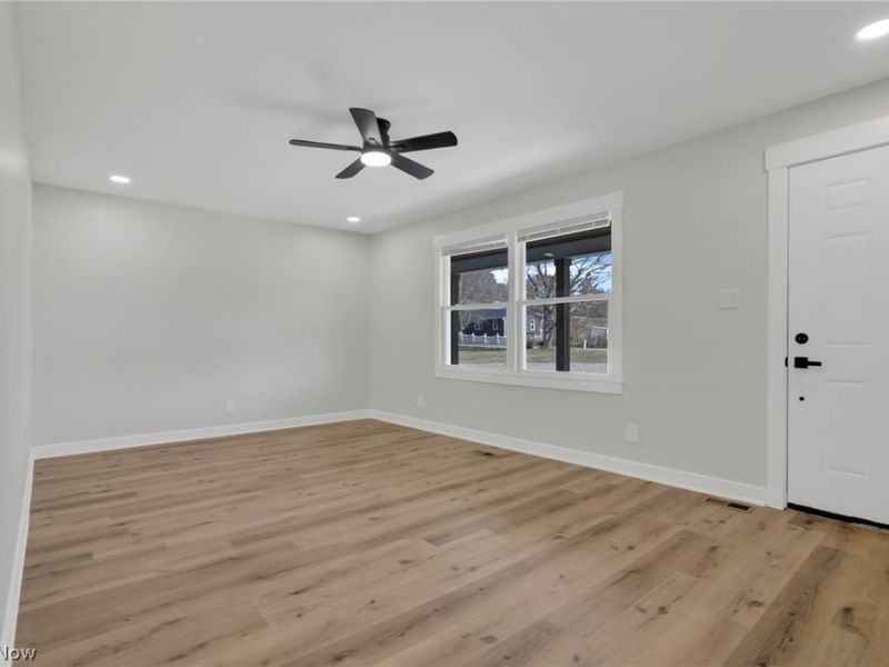 20595 Happy Hollow Road, Laurelville, OH 43135 Photo 4