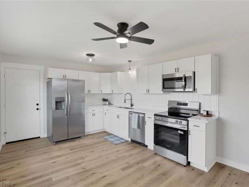 20595 Happy Hollow Road, Laurelville, OH 43135 Photo 8