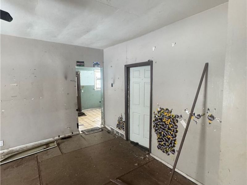 847 E Patterson Street, Alliance, OH 44601 Photo 7