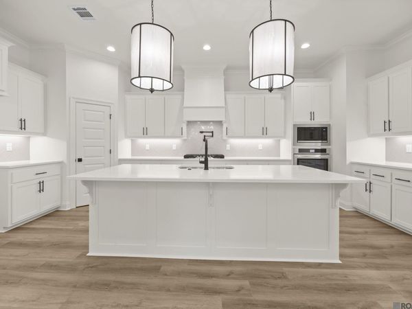 37157 Southdown Circle, Prairieville, LA 70769