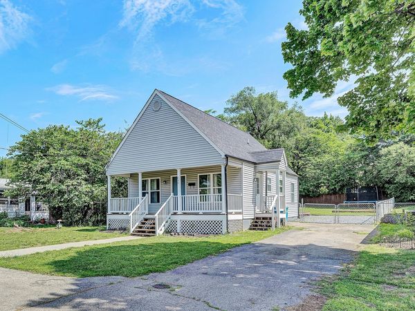 635 Queen AVE NW, Roanoke, VA 24012