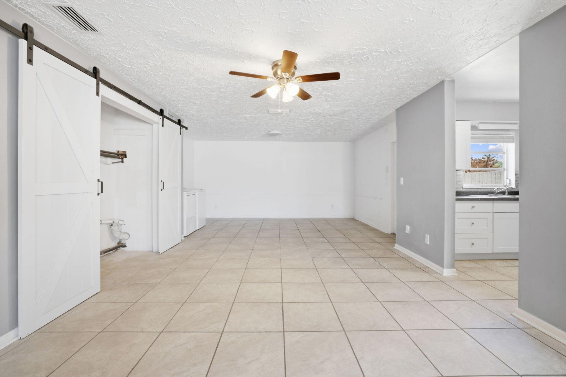 306 Riomar Drive, Port Saint Lucie, FL 34952 Photo
