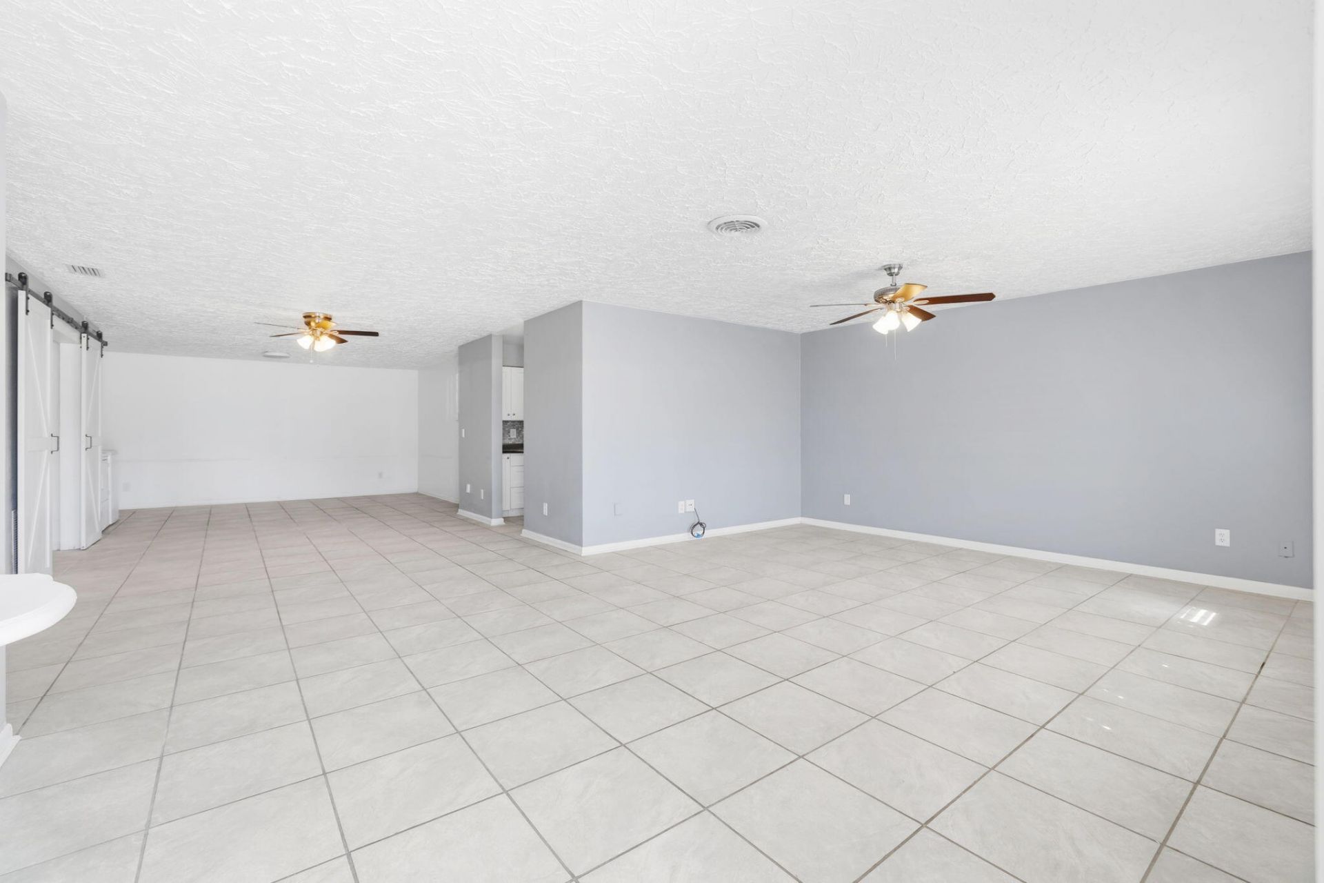 306 Riomar Drive, Port Saint Lucie, FL 34952 Photo