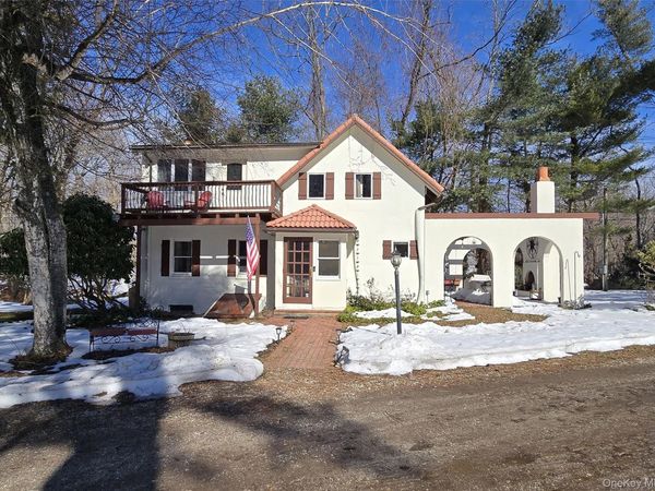 758 Mount Sinai Coram Road, Mount Sinai, NY 11766