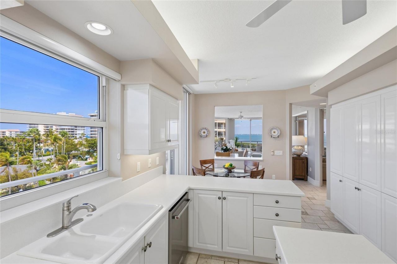 3010 Grand Bay Boulevard, Unit 432, Longboat Key, FL 34228 Photo