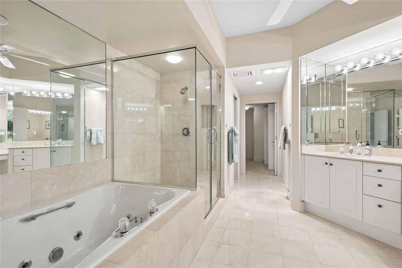 3010 Grand Bay Boulevard, Unit 432, Longboat Key, FL 34228 Photo