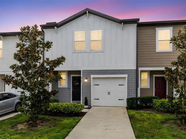 528 MADISON DRIVE, DAVENPORT, FL 33837