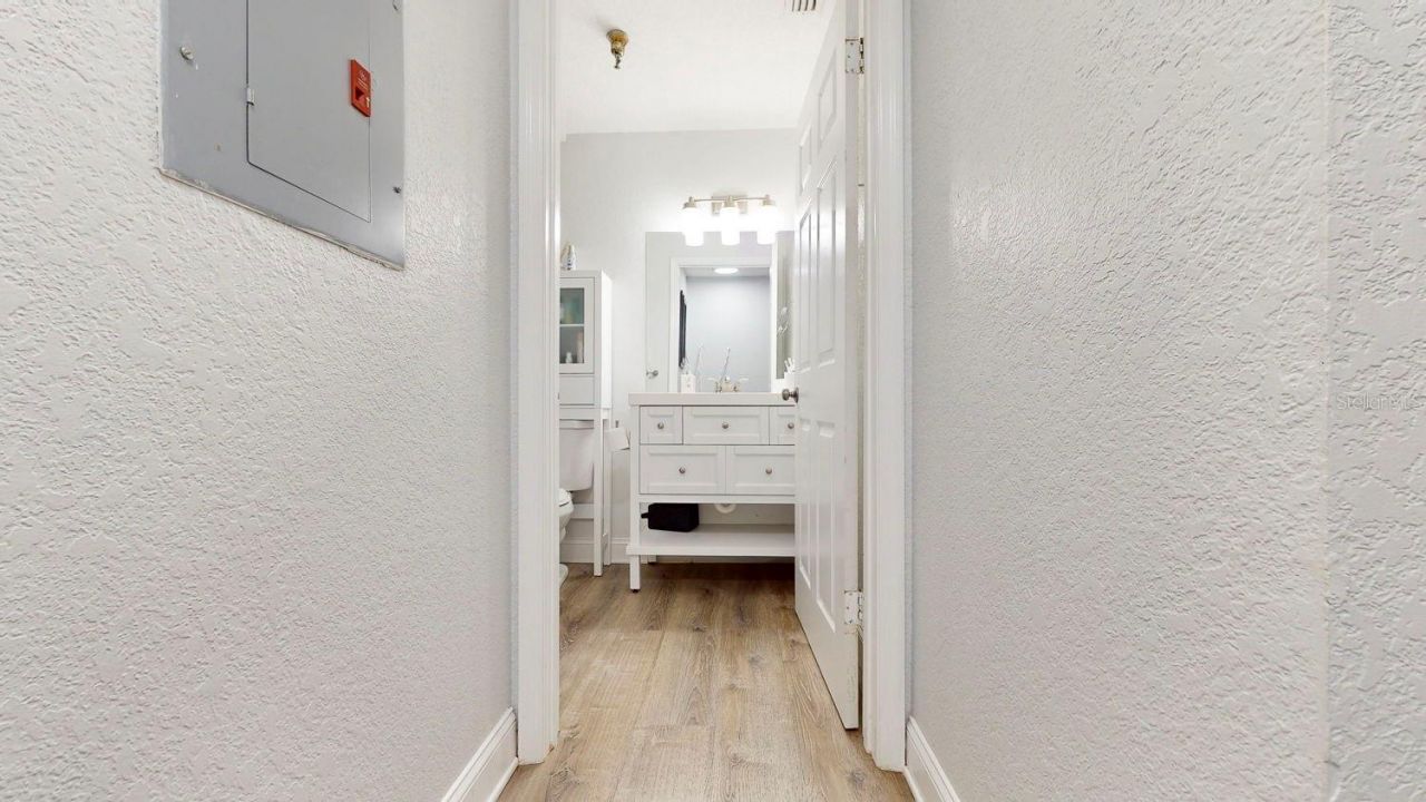 10265 Gandy Boulevard N, Unit 1302, Saint Petersburg, FL 33702 Photo