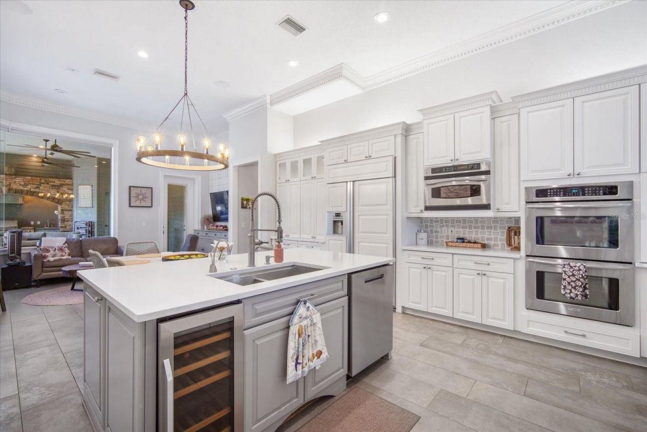 11441 Hammock Oaks Court, Lithia, FL 33547 Photo