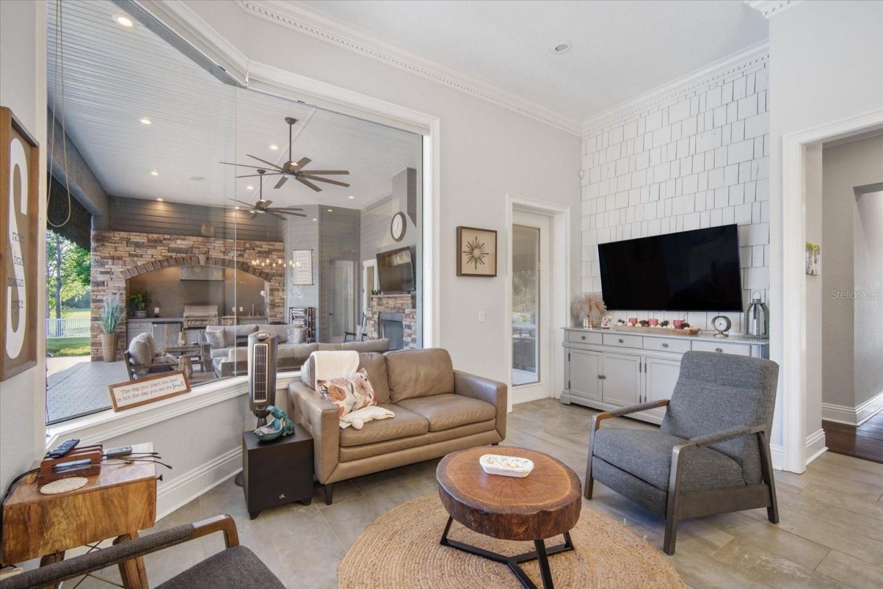 11441 Hammock Oaks Court, Lithia, FL 33547 Photo